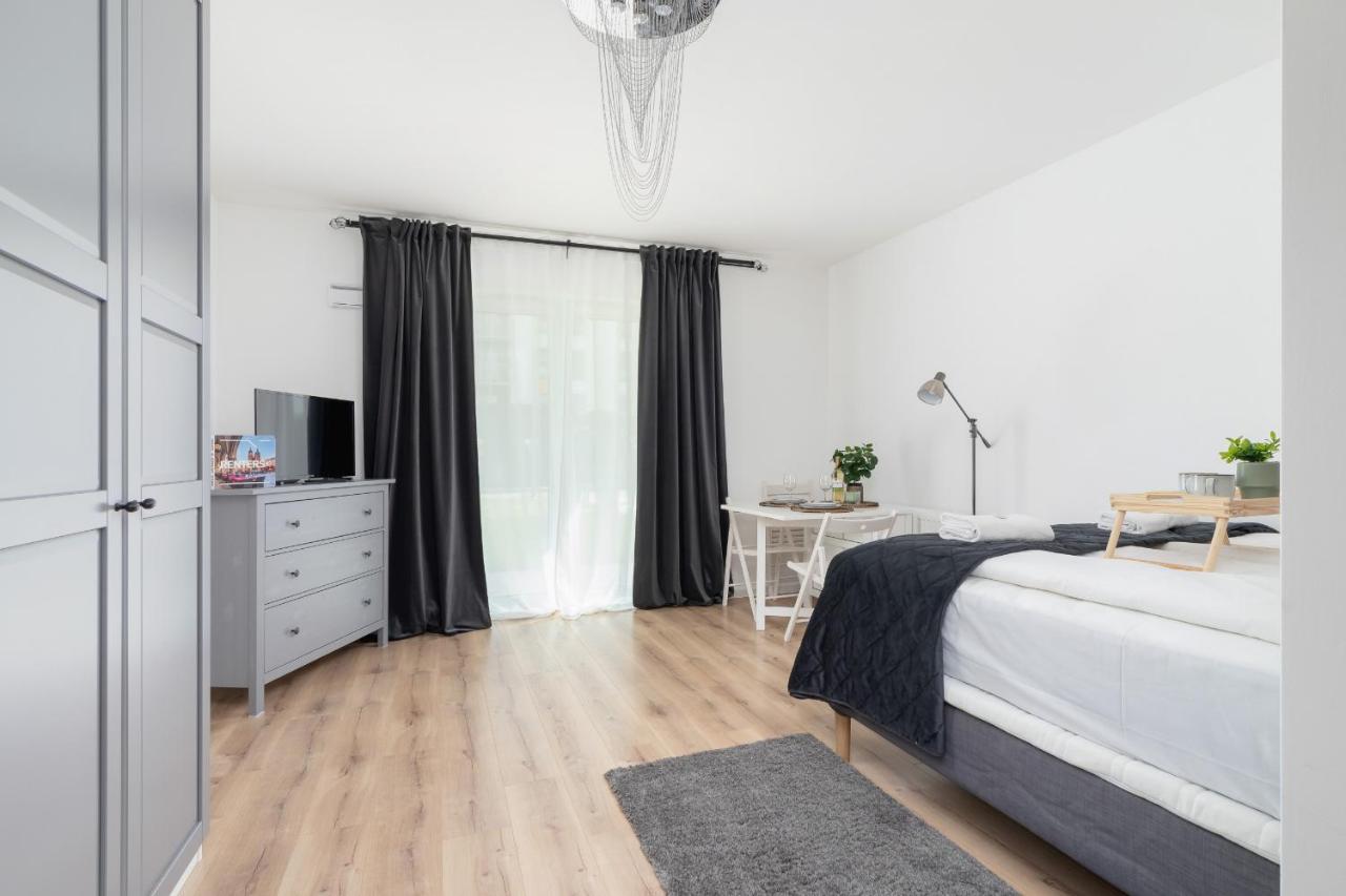 Elegant Pet-Friendly Studio In Krakow By Noclegi Renters Exterior foto